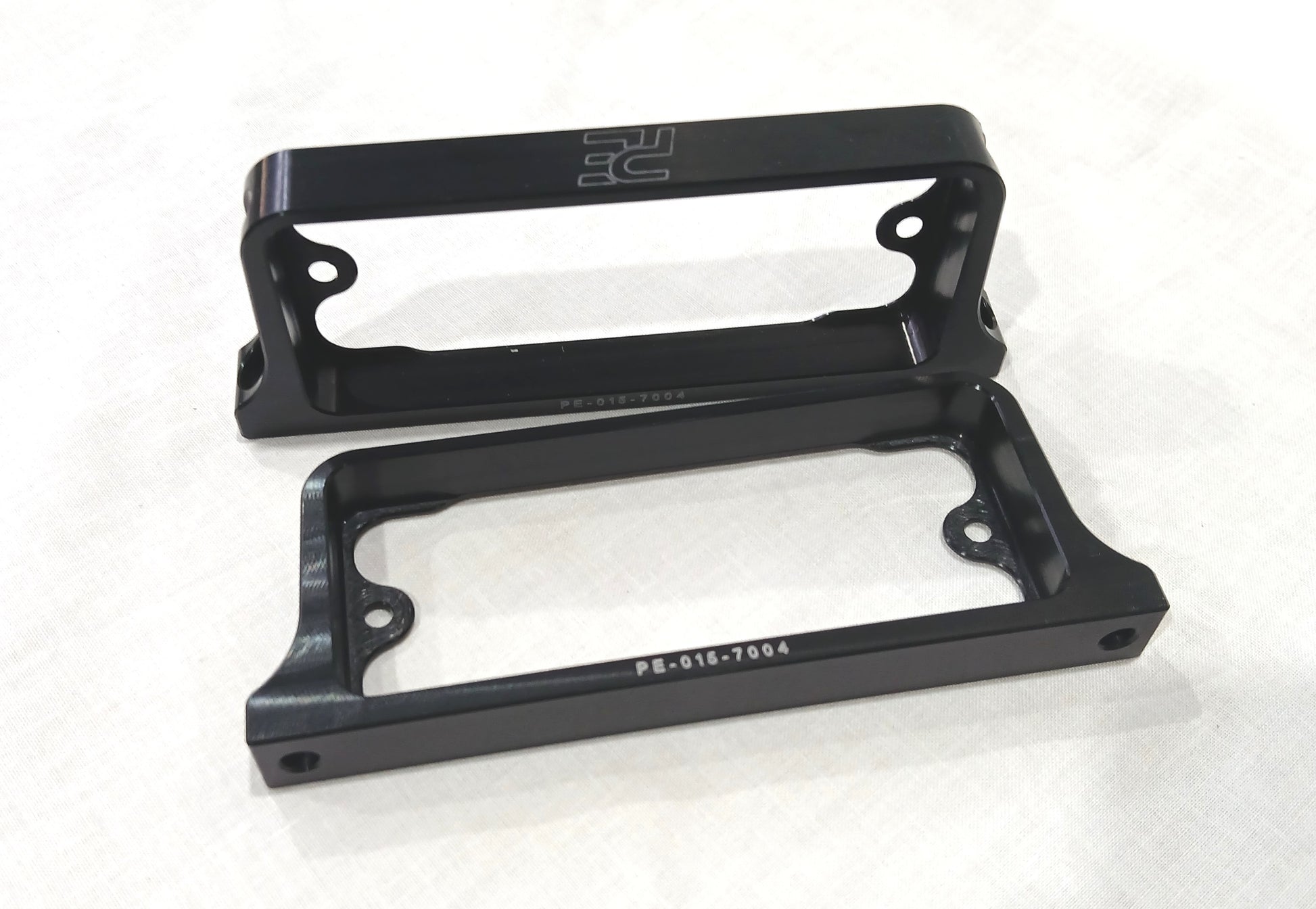 MoTeC Mounting Brackets by PE Racing.
To suit MoTeC M84, M400, M600, M800, TCMux, IEX, DBW4, E888 & E816 Expanders, ECU's & Controllers.